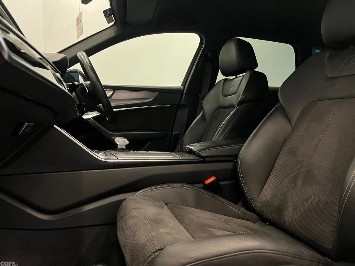 Audi A6 Estate, Diesel, 2019, Blue