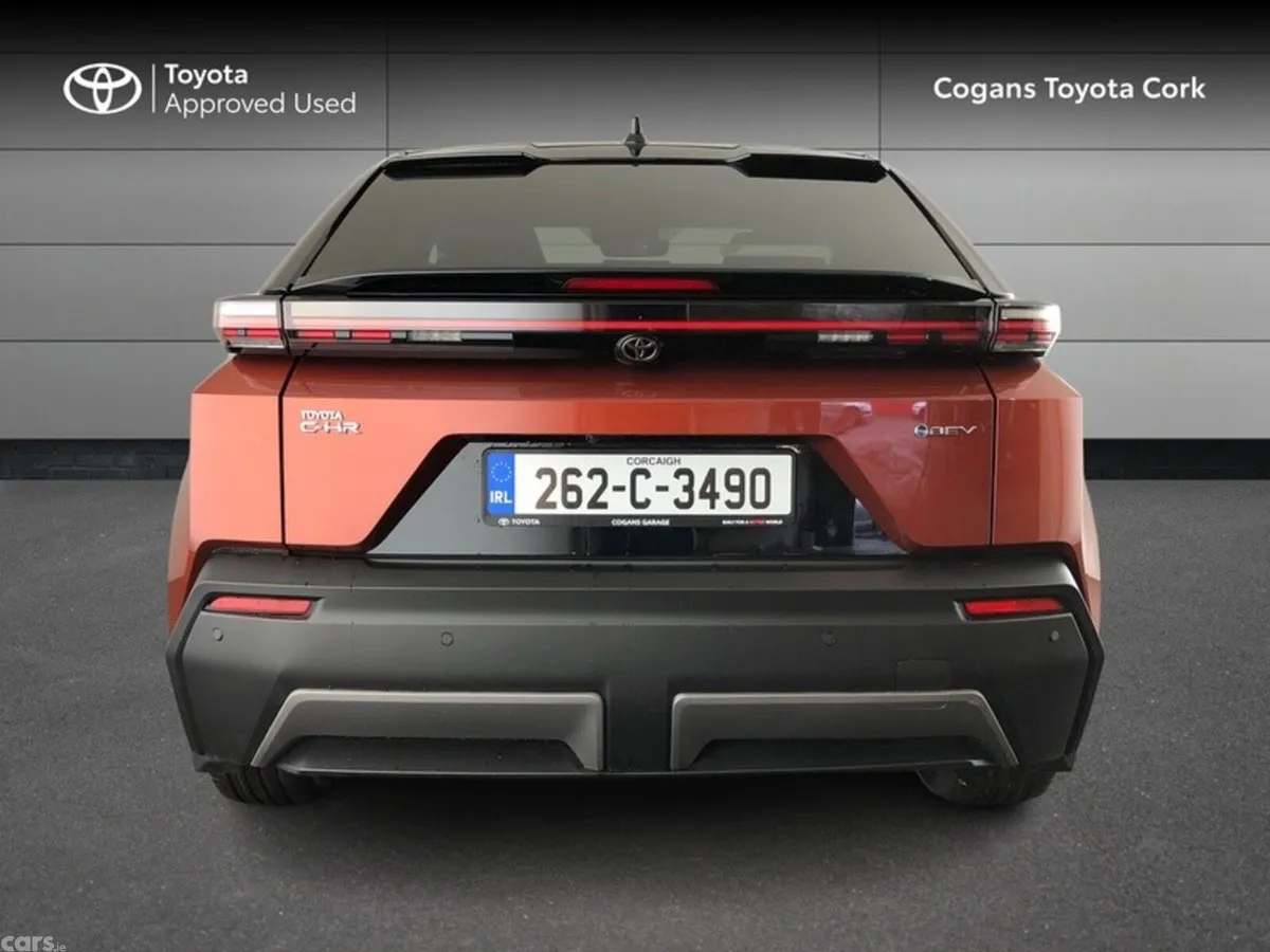 Toyota C-HR Estate, Electric, 2026, Brown