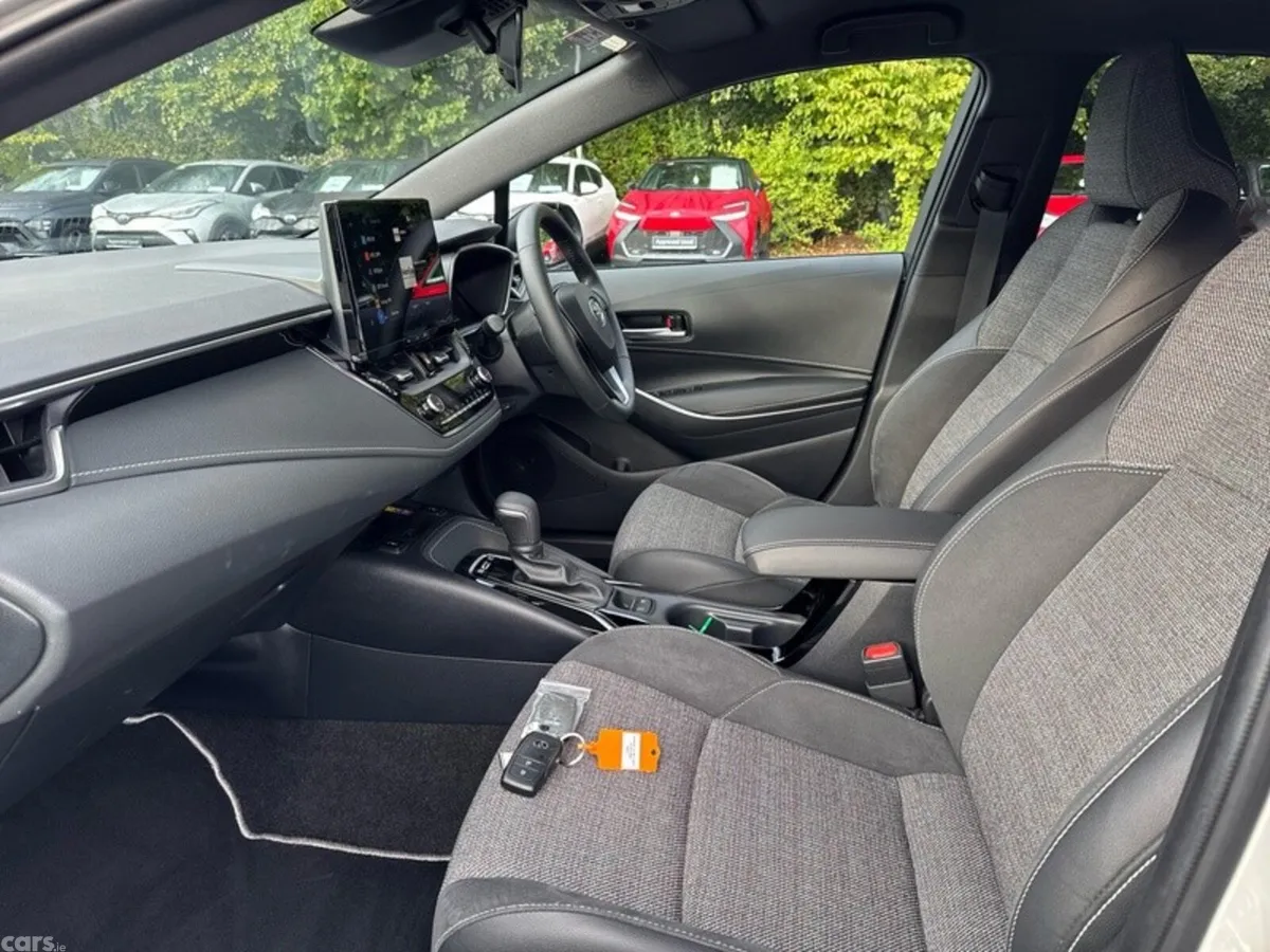 Toyota Corolla Hatchback, Petrol Hybrid, 2025, Silver
