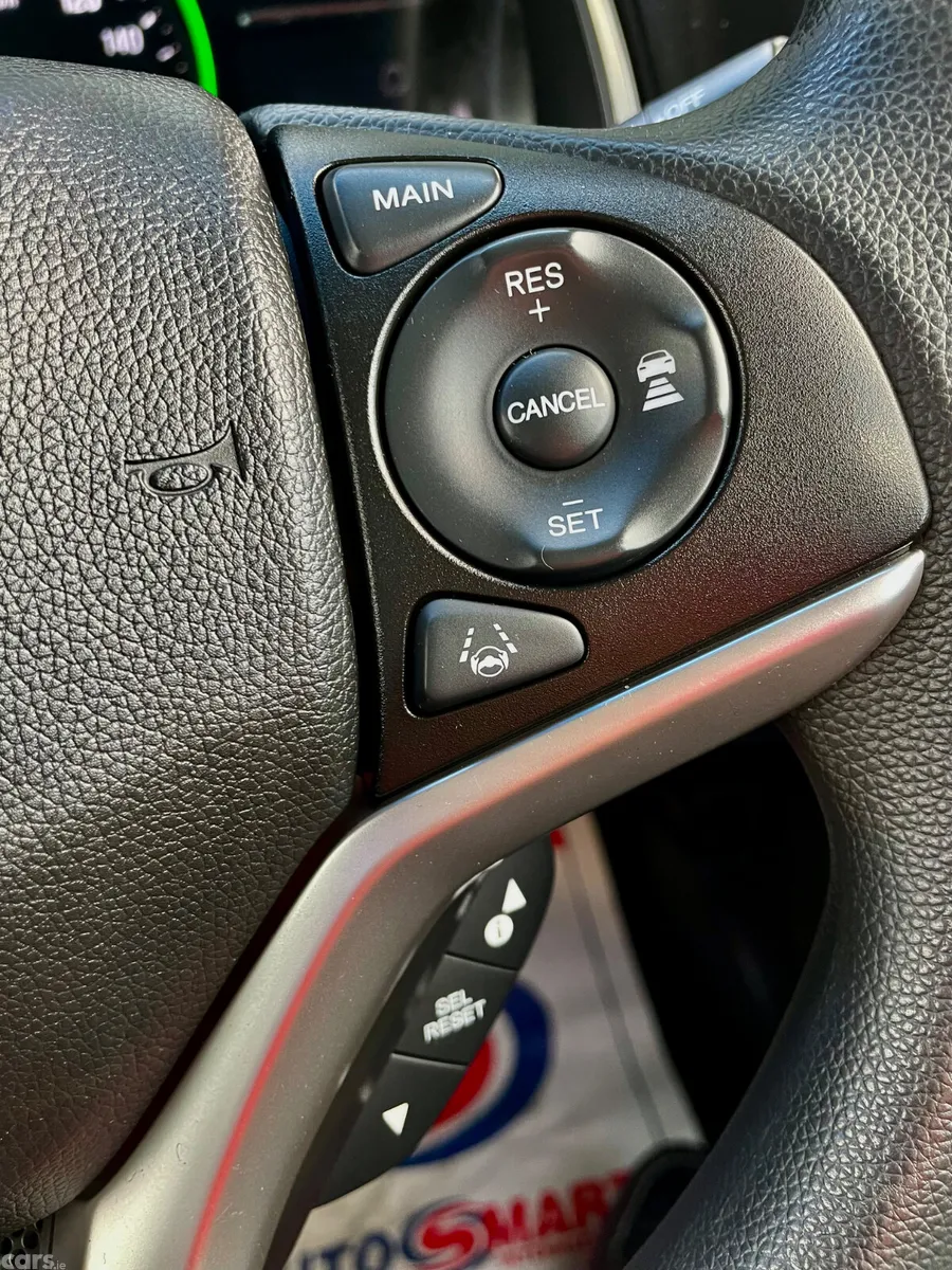 Honda Shuttle Estate, Petrol Hybrid, 2020, White