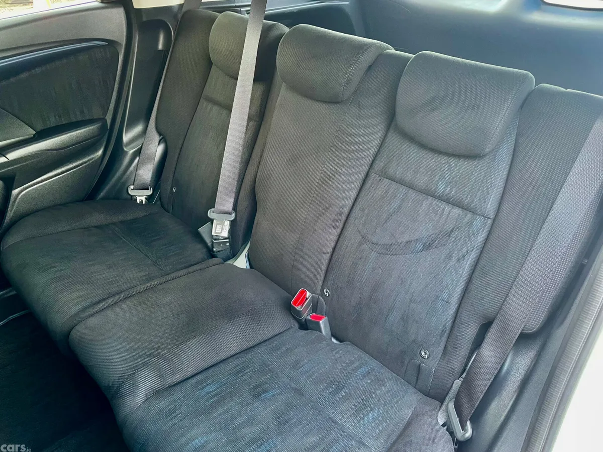 Honda Shuttle Estate, Petrol Hybrid, 2020, White