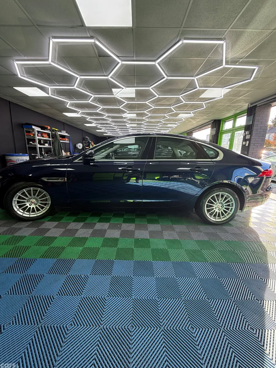 Jaguar XF Saloon, Diesel, 2016, Blue