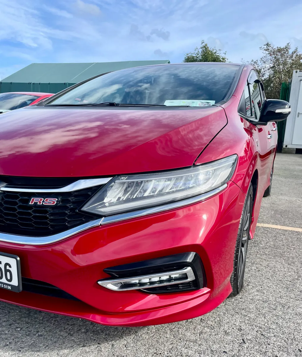 Honda Jade Estate, Petrol Hybrid, 2018, Red