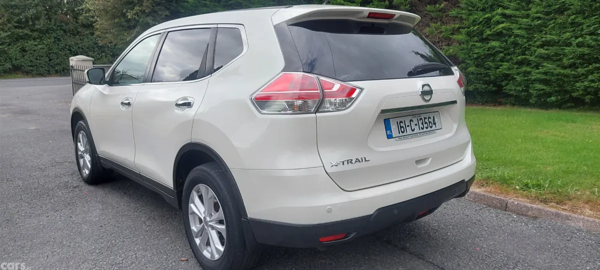 Nissan X-Trail SUV, Diesel, 2016, White
