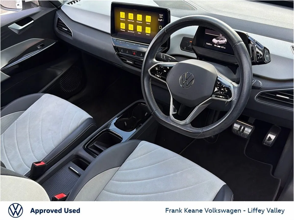 Volkswagen ID.3 Hatchback, Electric, 2023, White