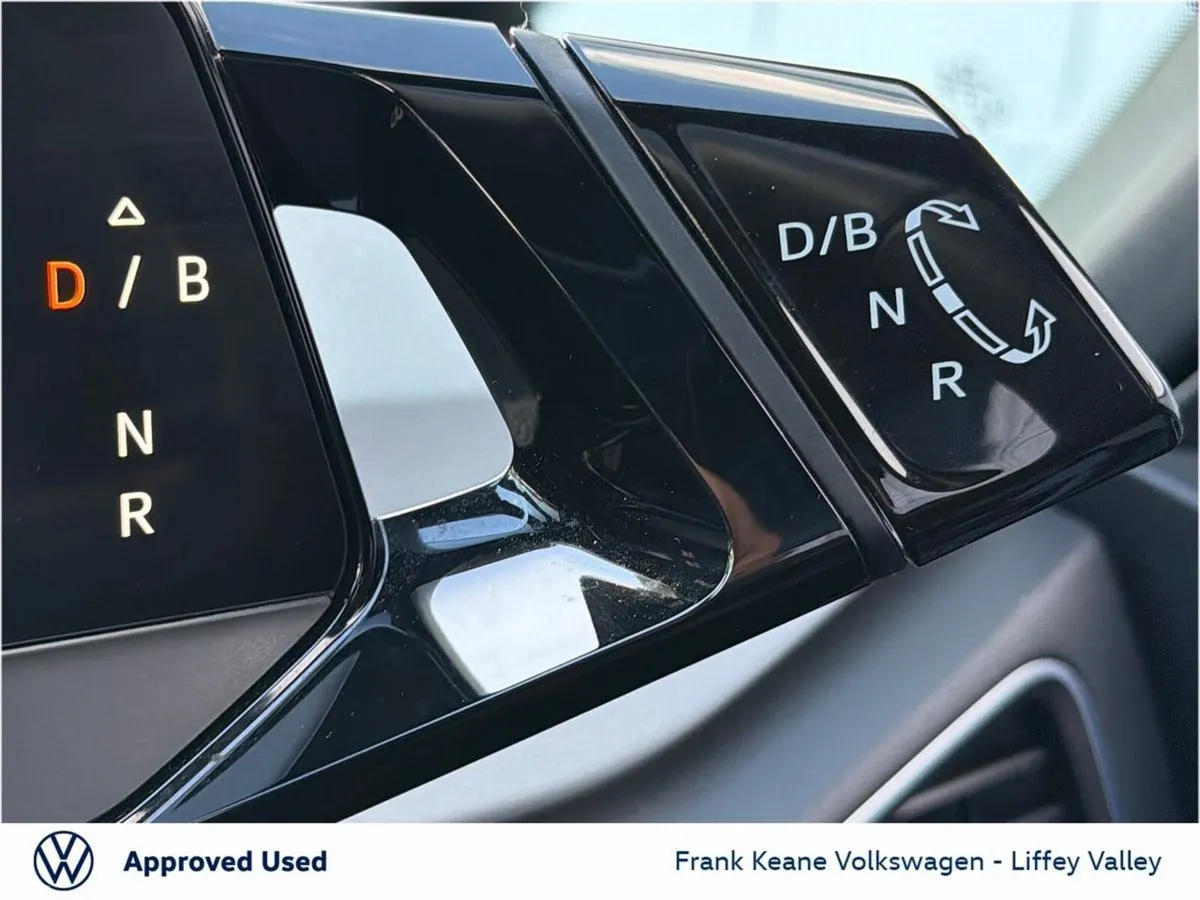 Volkswagen ID.3 Hatchback, Electric, 2023, White