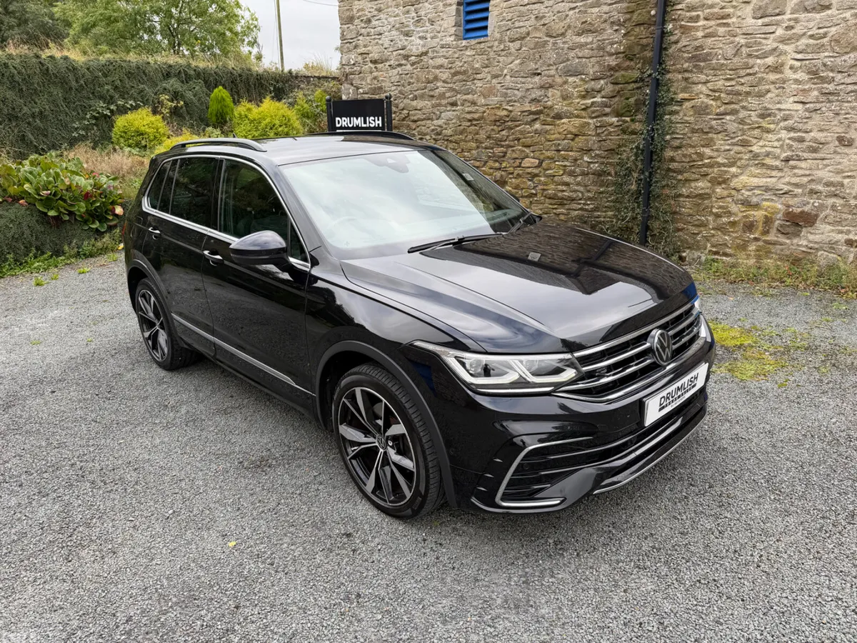 Volkswagen Tiguan SUV, Petrol Plug-in Hybrid, 2023, Black