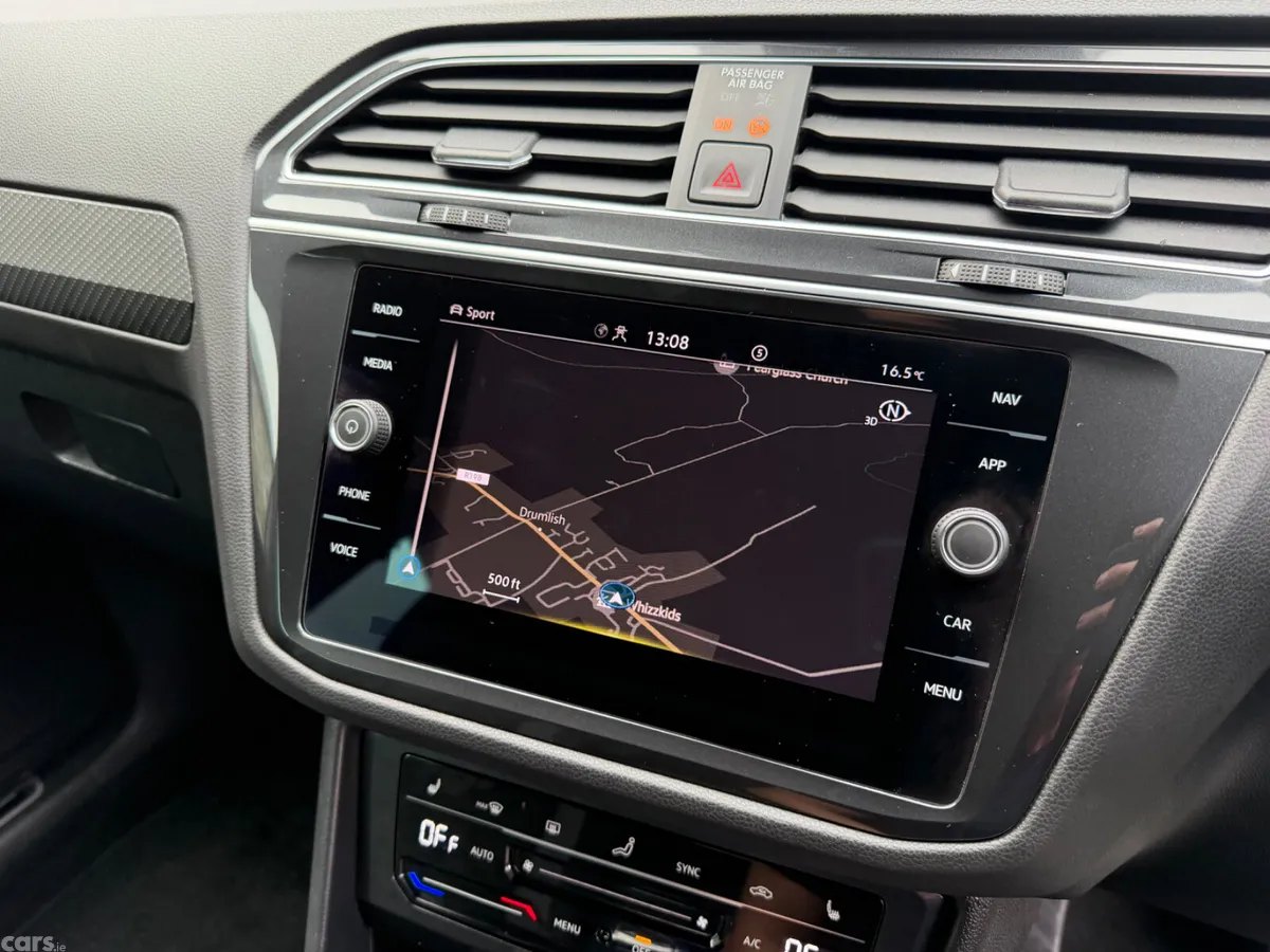 Volkswagen Tiguan SUV, Petrol Plug-in Hybrid, 2023, Black