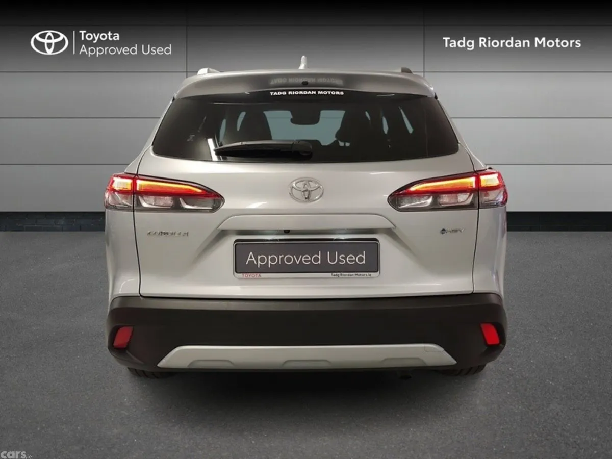 Toyota Corolla Cross Hatchback, Petrol Hybrid, 2024, Silver