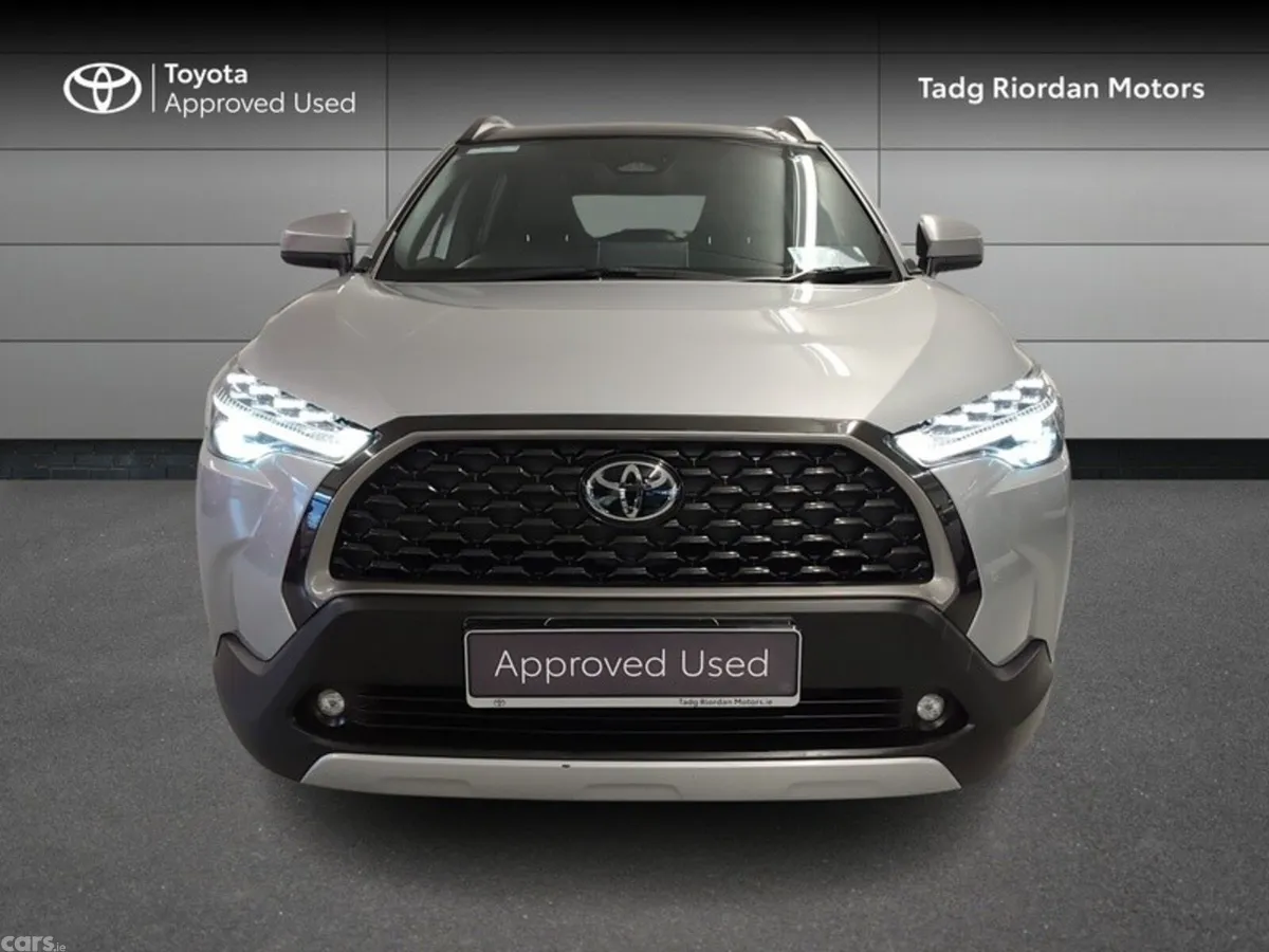 Toyota Corolla Cross Hatchback, Petrol Hybrid, 2024, Silver