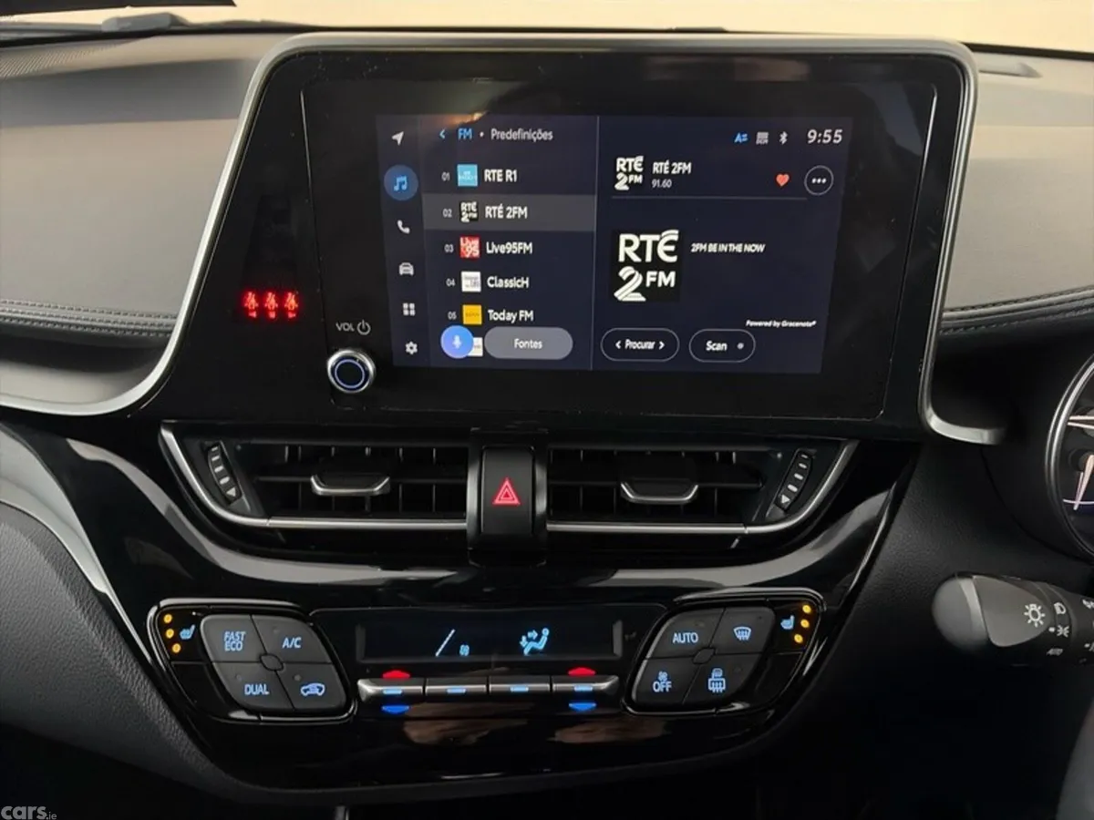 Toyota C-HR SUV, Petrol Hybrid, 2022, Blue