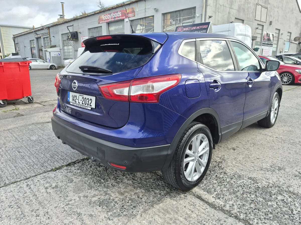 Nissan Qashqai Hatchback, Petrol, 2014, Blue