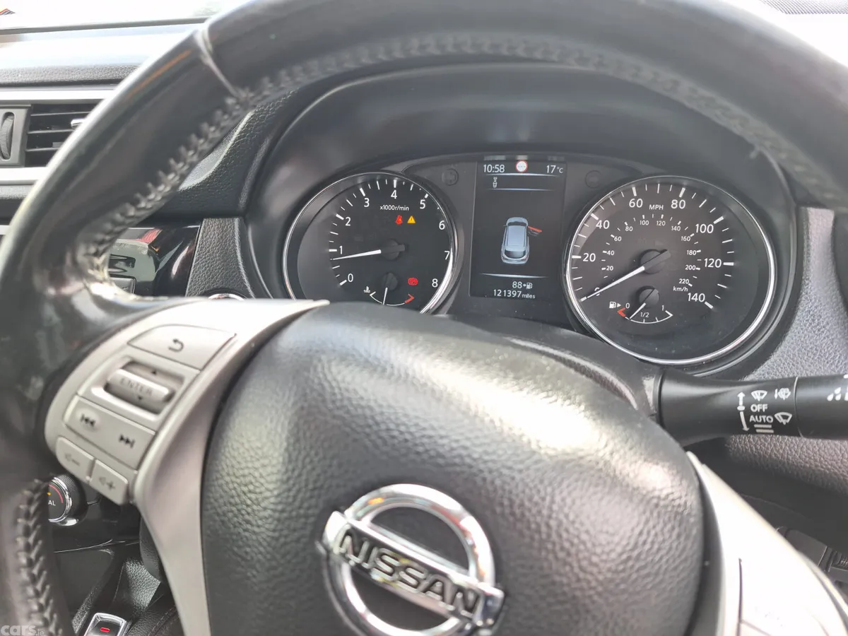 Nissan Qashqai Hatchback, Petrol, 2014, Blue