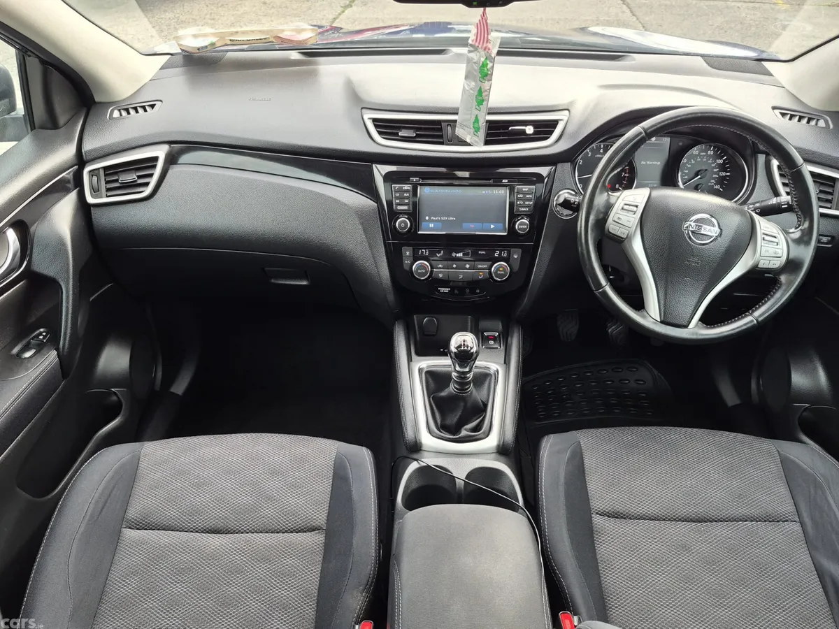 Nissan Qashqai Hatchback, Petrol, 2014, Blue