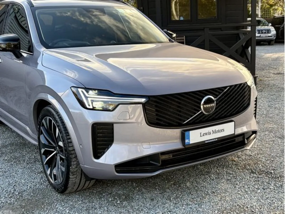 Volvo XC90 SUV, Petrol Hybrid, 2026, Silver