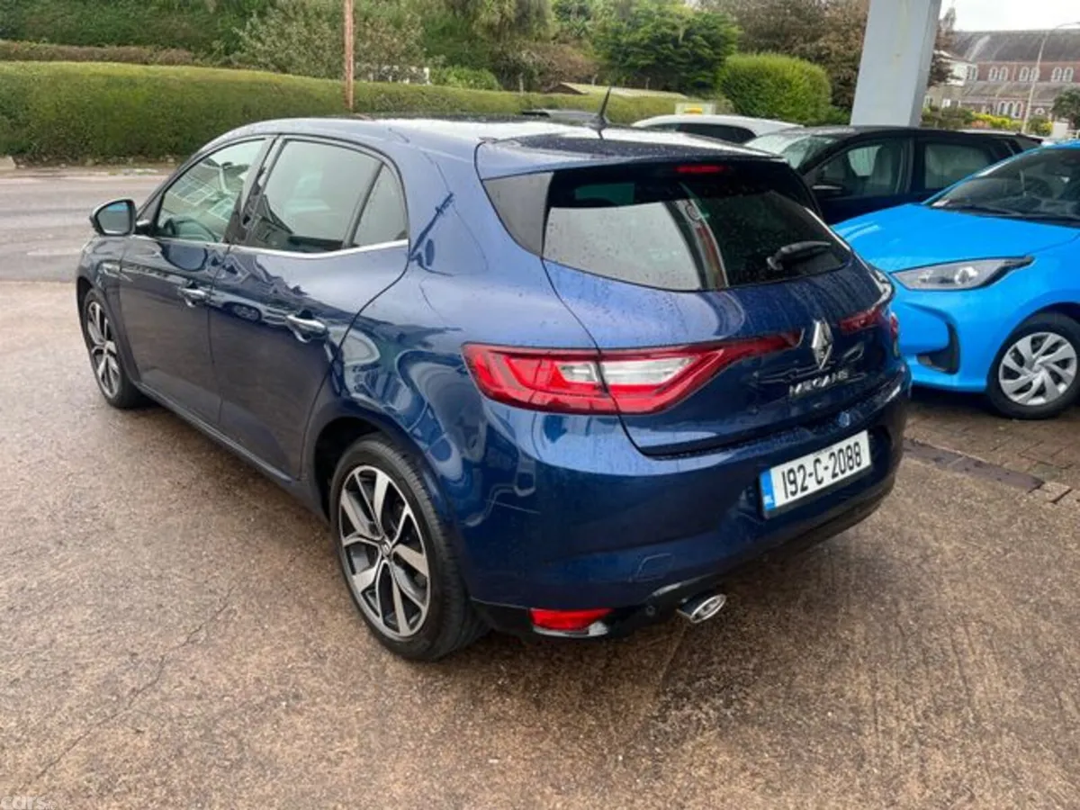 Renault Megane Hatchback, Diesel, 2019, Blue
