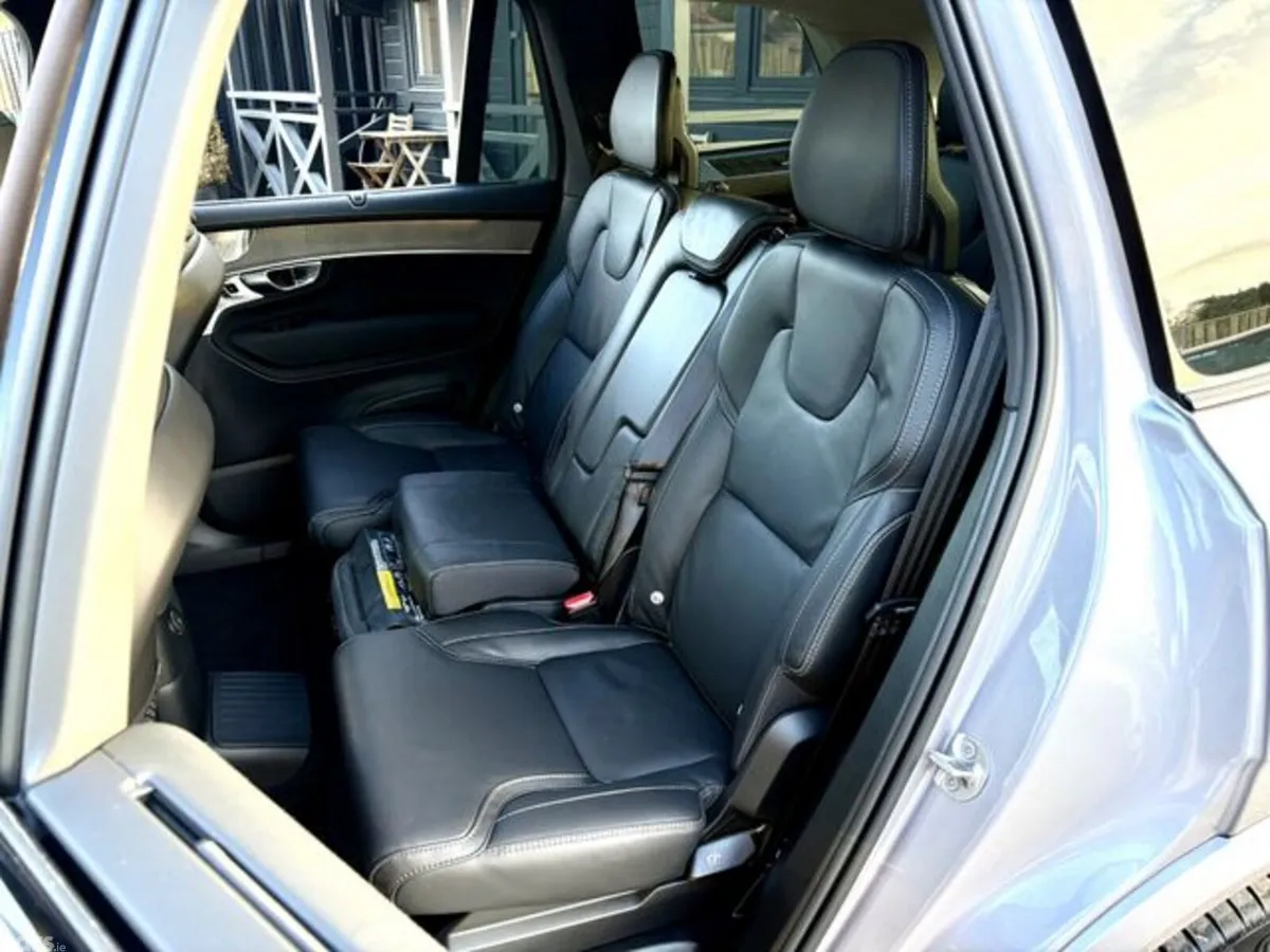Volvo XC90 SUV, Petrol Hybrid, 2026, Silver