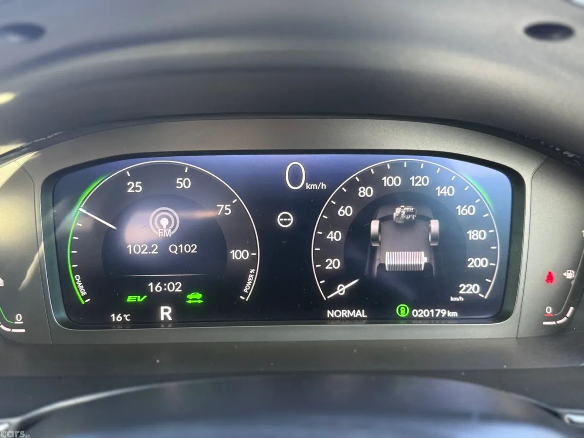 Honda Civic Hatchback, Petrol Hybrid, 2024, White