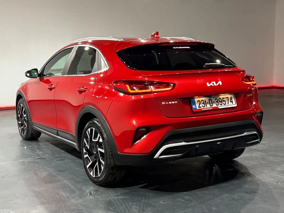 Kia XCeed Hatchback, Petrol Plug-in Hybrid, 2023, Red