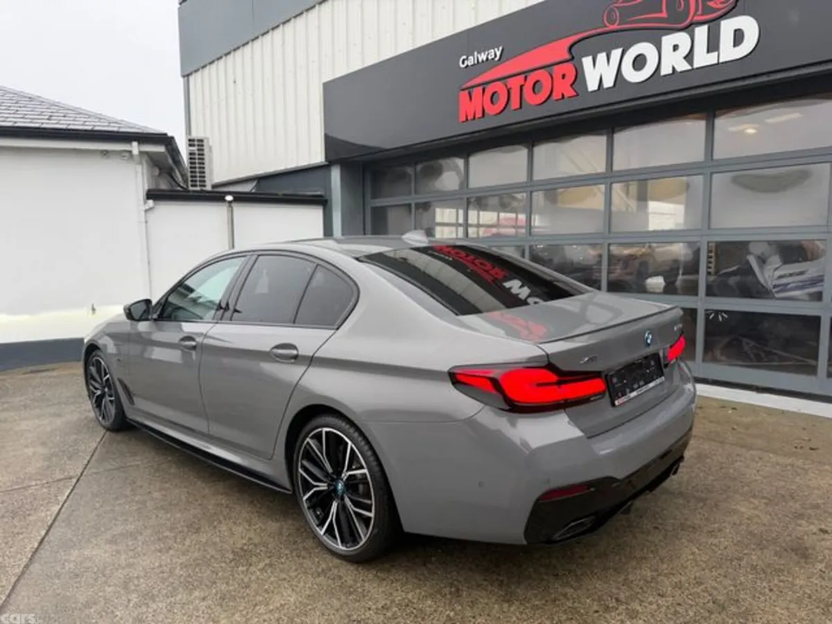 BMW 5-Series Saloon, Petrol Plug-in Hybrid, 2022, Grey