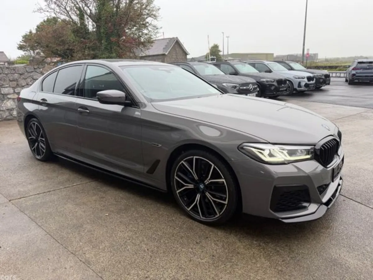 BMW 5-Series Saloon, Petrol Plug-in Hybrid, 2022, Grey