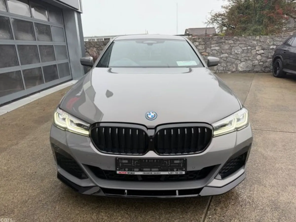 BMW 5-Series Saloon, Petrol Plug-in Hybrid, 2022, Grey