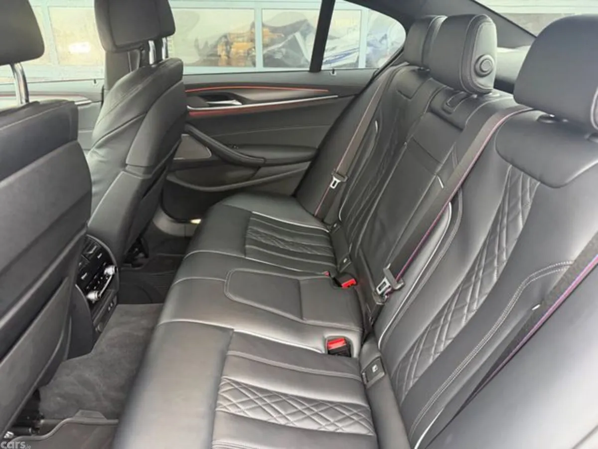 BMW 5-Series Saloon, Petrol Plug-in Hybrid, 2022, Grey