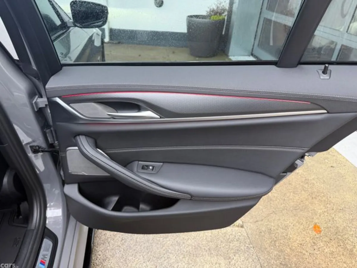 BMW 5-Series Saloon, Petrol Plug-in Hybrid, 2022, Grey
