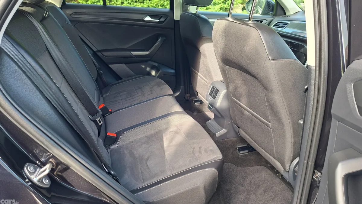 Volkswagen T-Roc SUV, Petrol, 2022, Black