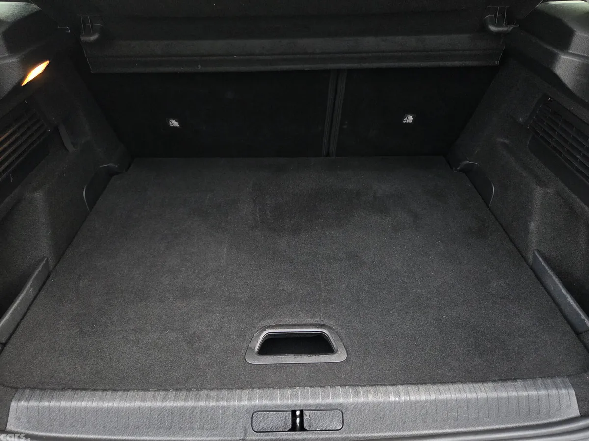 Citroen C4 Hatchback, Diesel, 2021, Grey