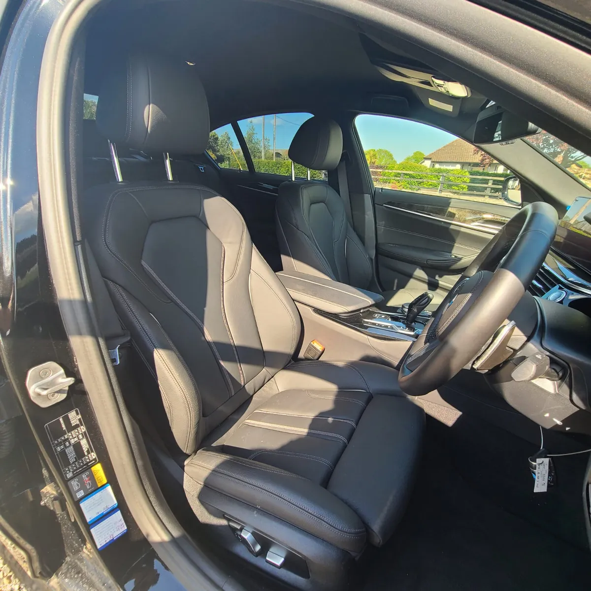 BMW 5-Series Saloon, Petrol Plug-in Hybrid, 2021, Blue