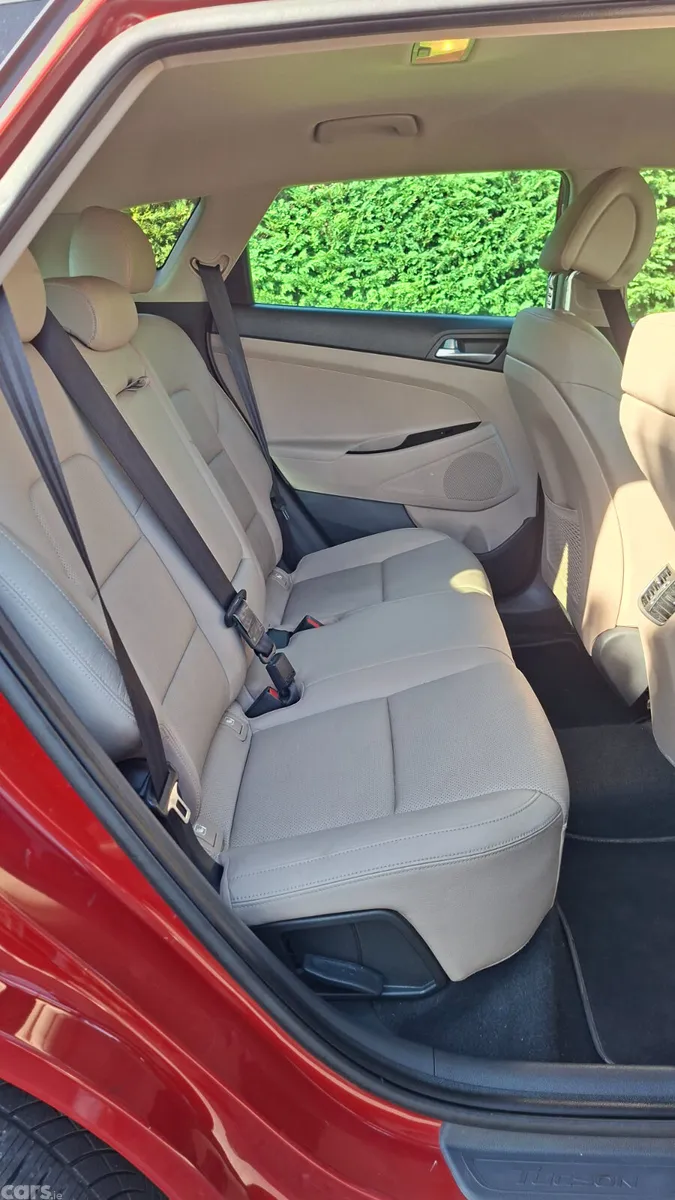 Hyundai Tucson SUV, Diesel, 2017, Red