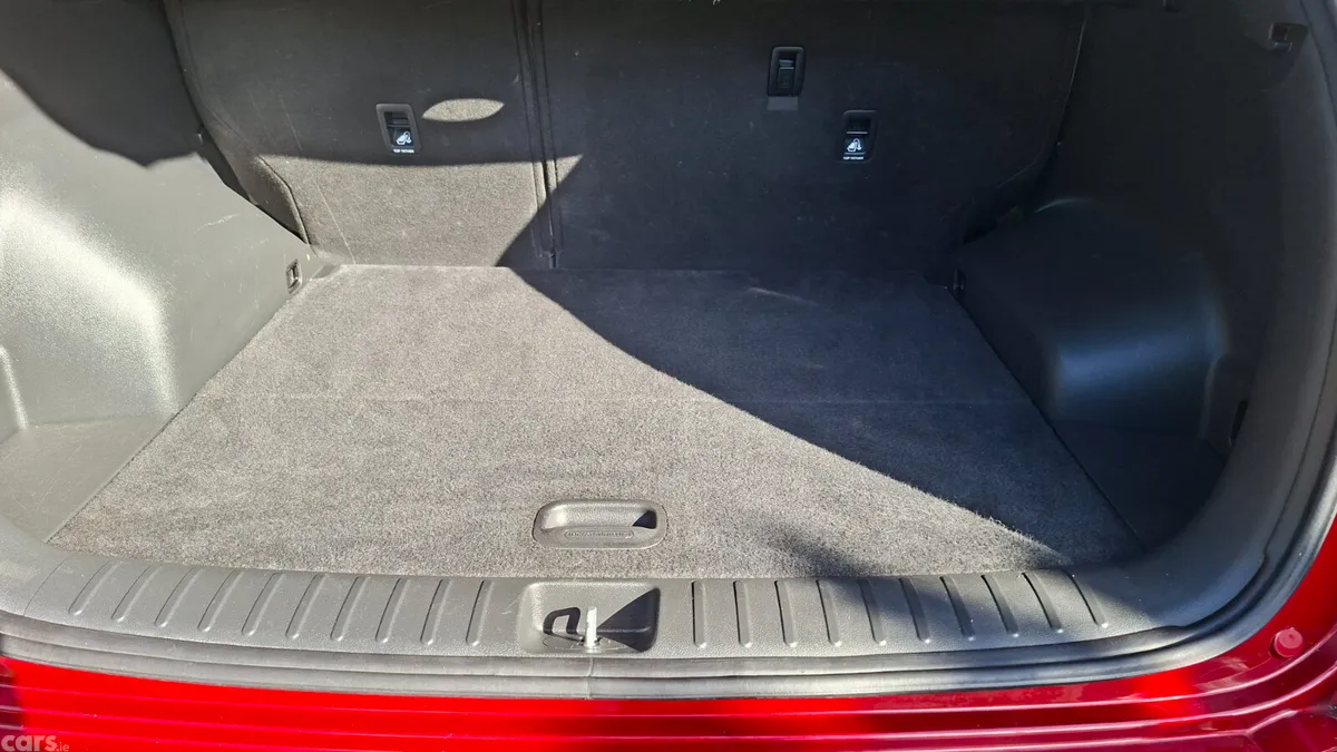 Hyundai Tucson SUV, Diesel, 2017, Red