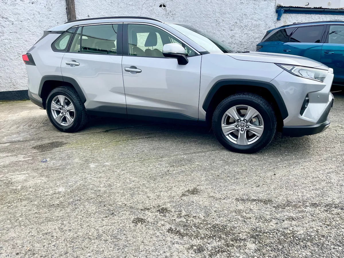 Toyota RAV4 SUV, Petrol Hybrid, 2024, Grey