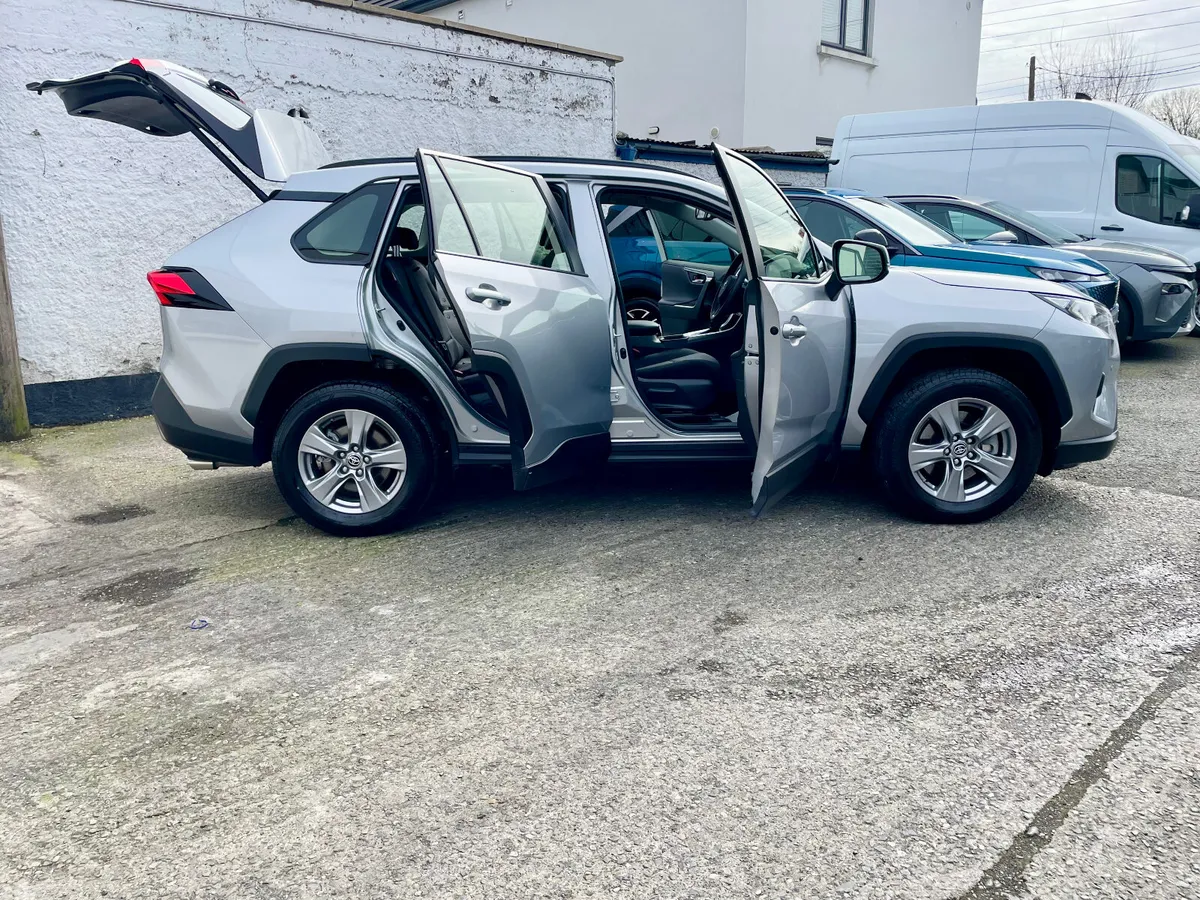 Toyota RAV4 SUV, Petrol Hybrid, 2024, Grey