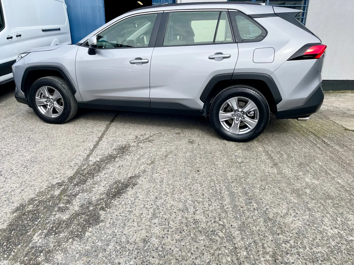 Toyota RAV4 SUV, Petrol Hybrid, 2024, Grey