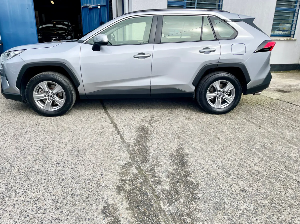 Toyota RAV4 SUV, Petrol Hybrid, 2024, Grey