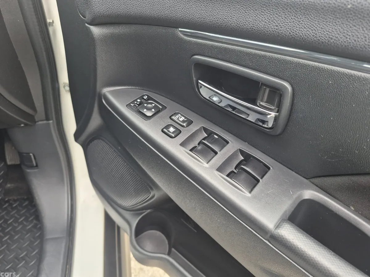Mitsubishi ASX SUV, Diesel, 2016, White