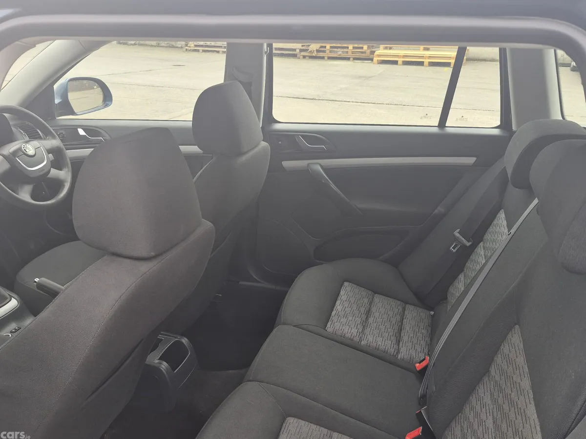Skoda Octavia Estate, Diesel, 2012, Blue