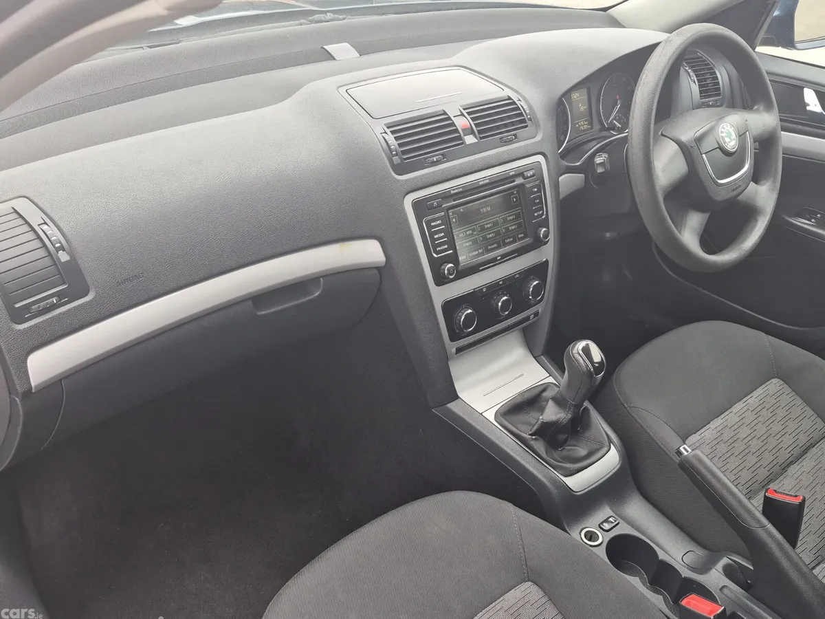 Skoda Octavia Estate, Diesel, 2012, Blue