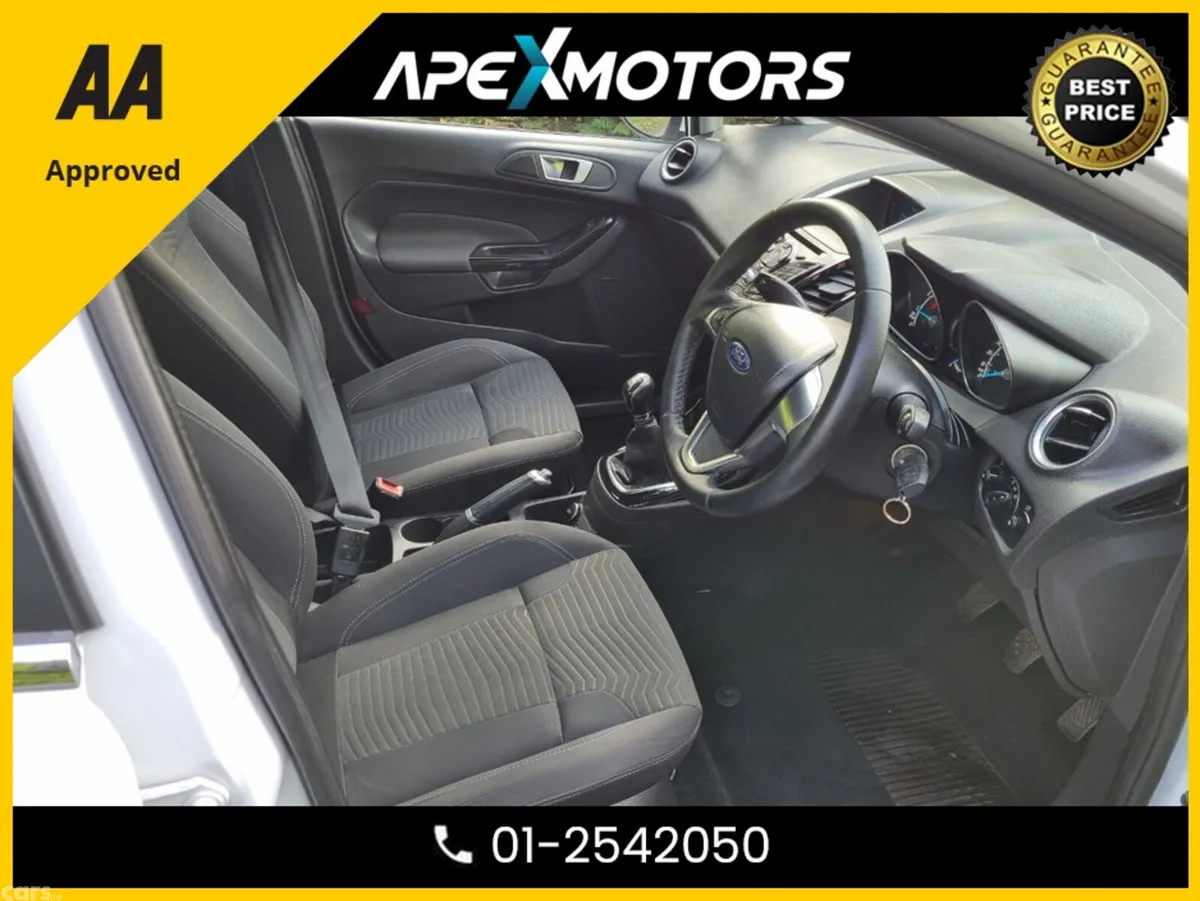 Ford Fiesta Hatchback, Petrol, 2015, White