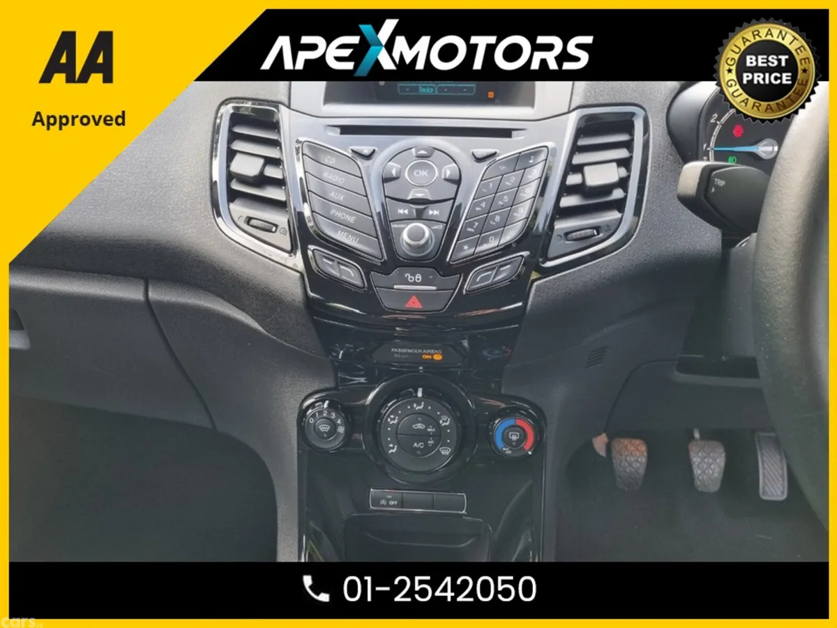 Ford Fiesta Hatchback, Petrol, 2015, White