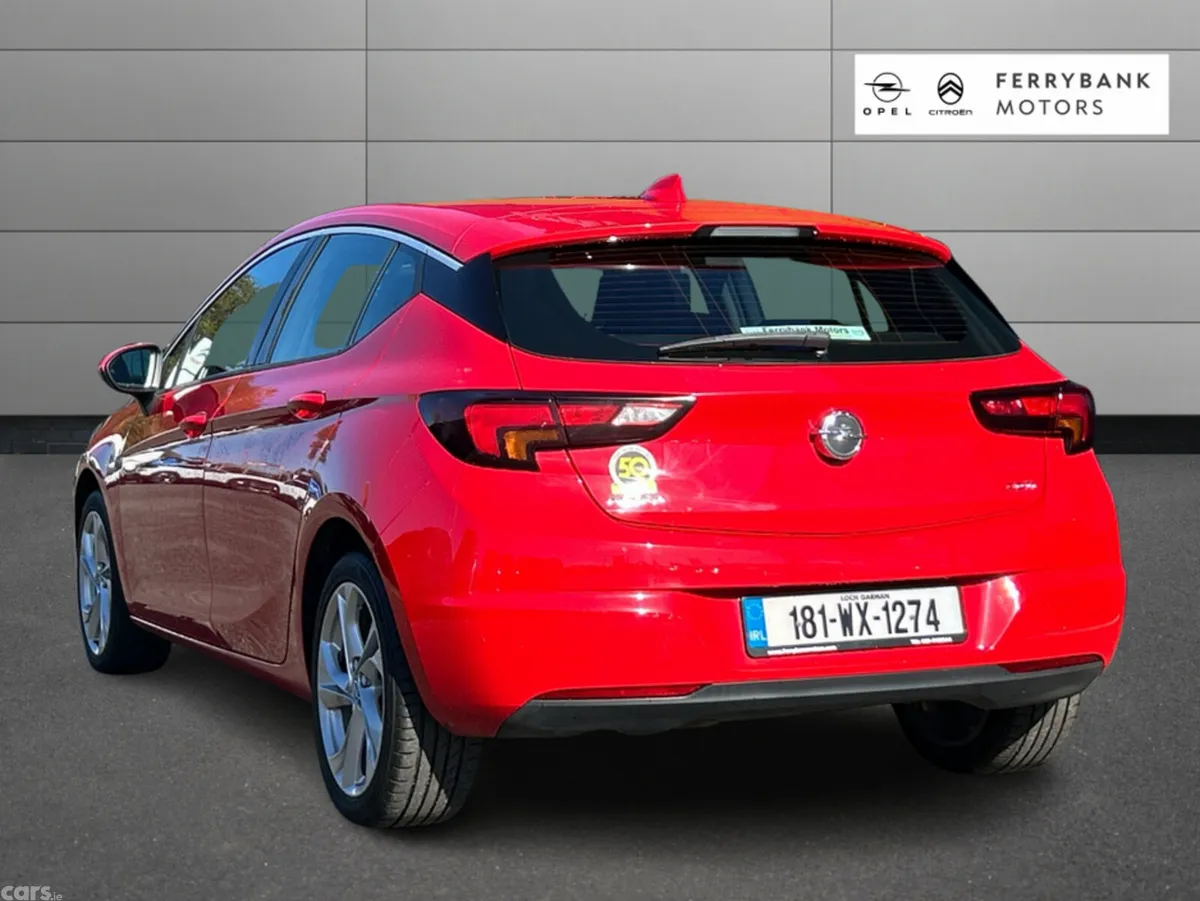 Opel Astra Hatchback, Diesel, 2018, Red