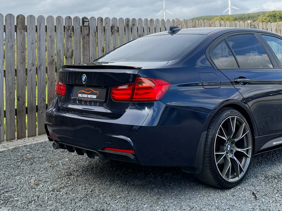 BMW 3-Series Saloon, Diesel, 2015, Blue