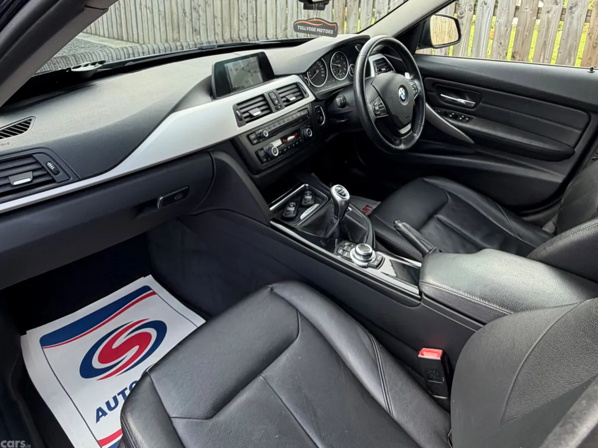 BMW 3-Series Saloon, Diesel, 2015, Blue
