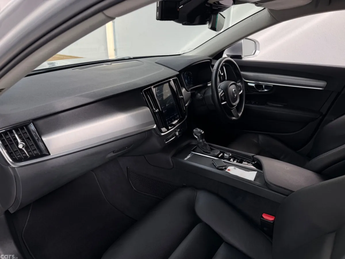 Volvo V90 Estate, Diesel, 2019, Silver