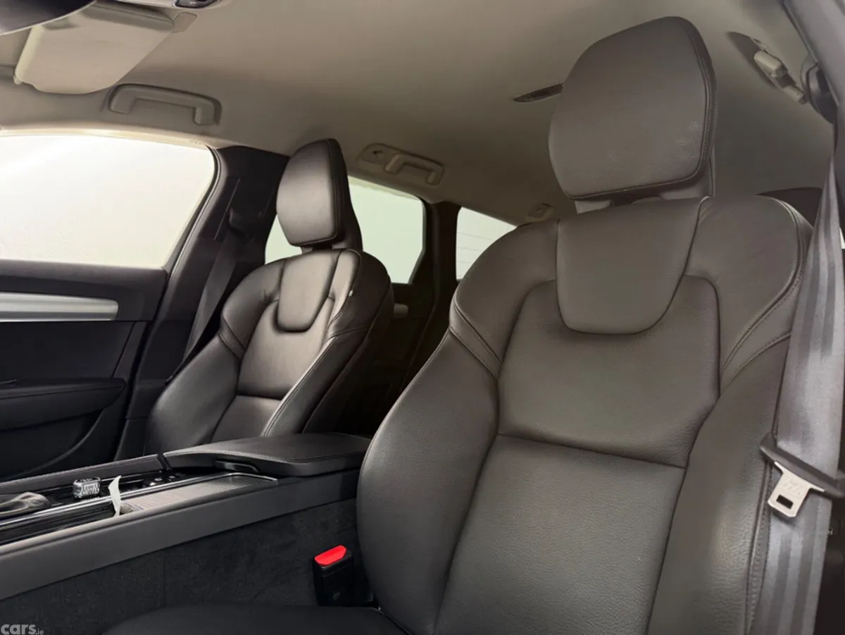 Volvo V90 Estate, Diesel, 2019, Silver