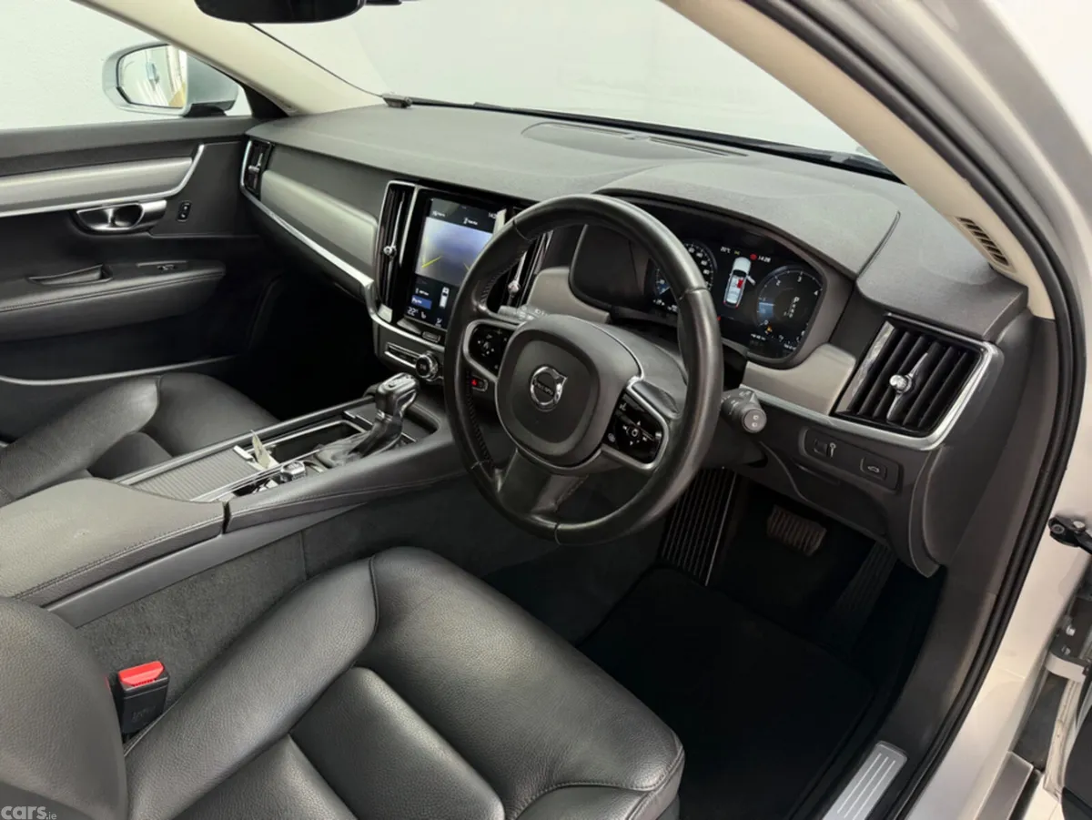 Volvo V90 Estate, Diesel, 2019, Silver