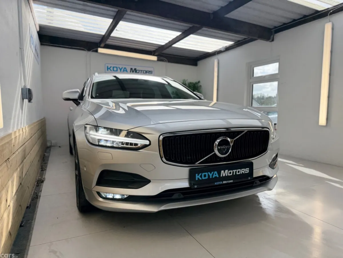 Volvo V90 Estate, Diesel, 2019, Silver