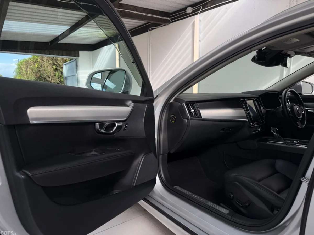 Volvo V90 Estate, Diesel, 2019, Silver